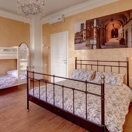 Cento Passi Dal Duomo B&B アレッツォ エクステリア 写真