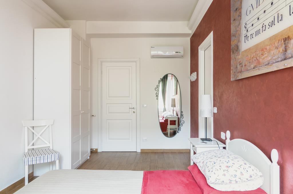 Cento Passi Dal Duomo B&B アレッツォ エクステリア 写真