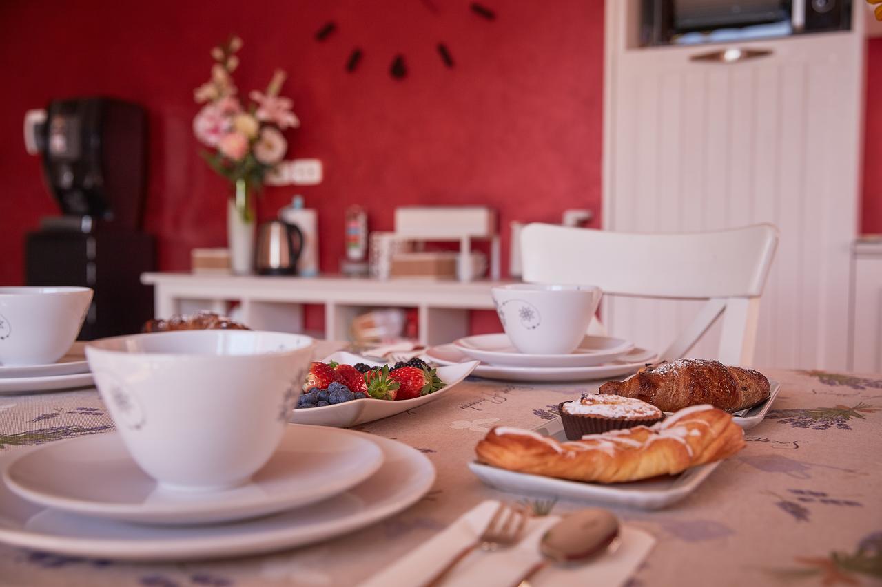 Cento Passi Dal Duomo B&B アレッツォ エクステリア 写真